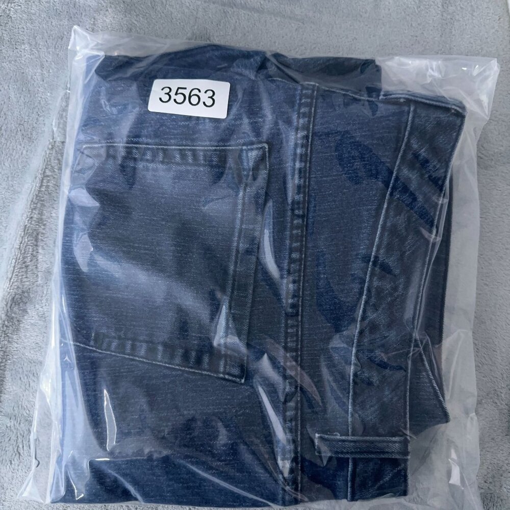 Jones New York City Cuffed Capri Jeans Womens 18W Secret Slimming Features Blue - Picture 12 of 12